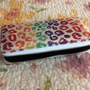 Zippered wallet